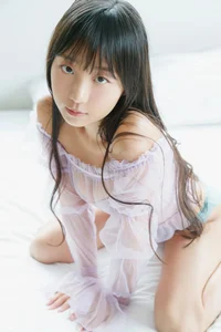 Stunning Digital Portrait Collection: Eunji Pyo FRIDAY Juicy Digital Photo Book - Elegant Japanese Style Photography Series - image 1