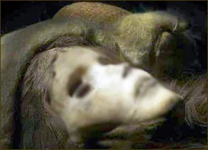 The Mystery of the Smiling Xinjiang Mummy: Princess of Xiaohe - image 3