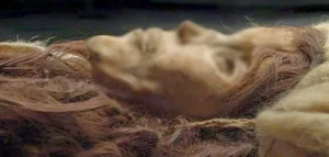 The Mystery of the Smiling Xinjiang Mummy: Princess of Xiaohe - image 4