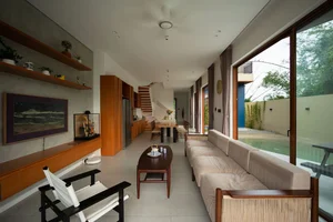 Stunning 2-Story Tropical Villa in Da Nang Featuring a Massive 6.7-Meter Cantilevered Roof - image 3