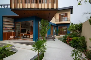 Stunning 2-Story Tropical Villa in Da Nang Featuring a Massive 6.7-Meter Cantilevered Roof - image 0