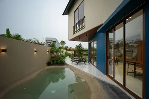 Stunning 2-Story Tropical Villa in Da Nang Featuring a Massive 6.7-Meter Cantilevered Roof - image 12