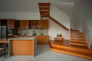 Stunning 2-Story Tropical Villa in Da Nang Featuring a Massive 6.7-Meter Cantilevered Roof - image 7