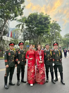 Vietnamese Artists Express Excitement and Pride for National Holidays - image 2