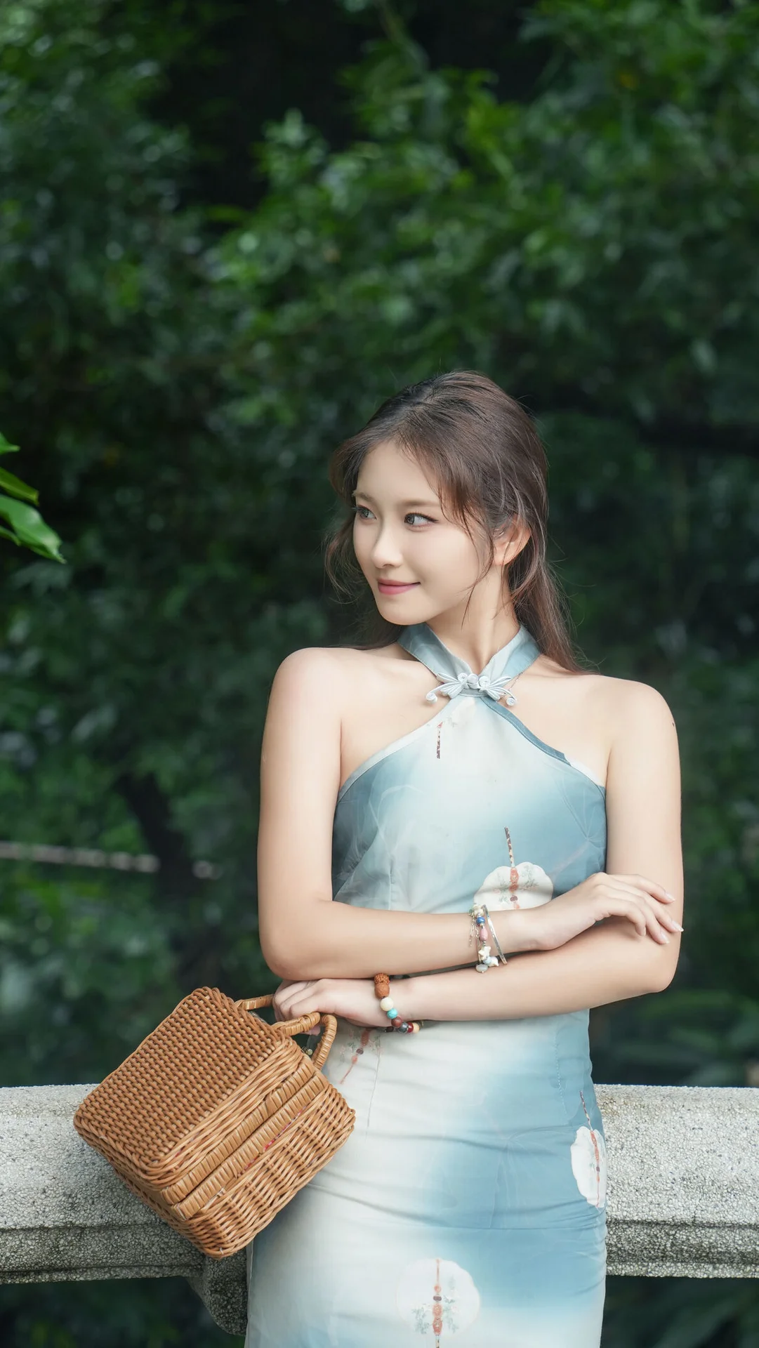 Fei Fei: A Minimalist Masterpiece in Art Language Vol.6980