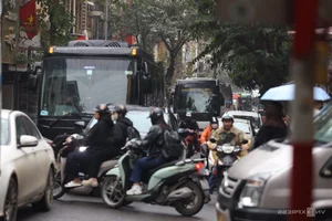 New Traffic Regulations in Hanoi Old Quarter During Peak Hours - image 6