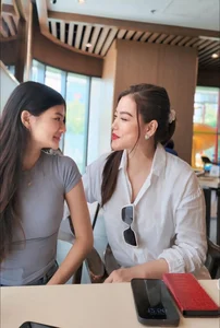 Truong Ngoc Anh’s Daughter Devon Tran Impresses with Stunning Height at 17 - image 6
