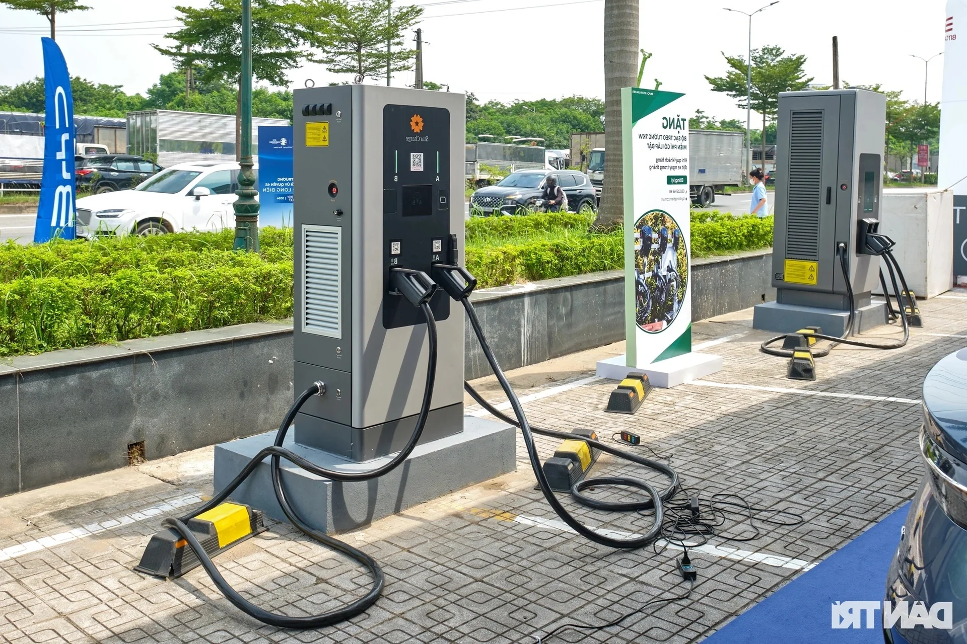 Chinese Car Strategy in Vietnam: High Launch Prices and Sharp Discounts