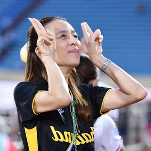 The Powerful Female Billionaire Eyeing Football Star Nguyen Xuan Son - image 9