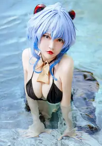 Coser Potato Godzilla's Alluring Ganyu Bikini Cosplay by the Pool - image 0
