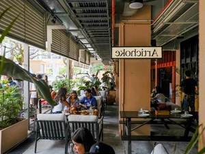 Savoring the Morning: 4 Unique Ways to Enjoy Brunch in Singapore - image 2