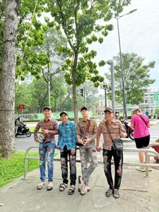 Quang Linh Vlogs Surprises Fans with a Bold New Transformation - image 2