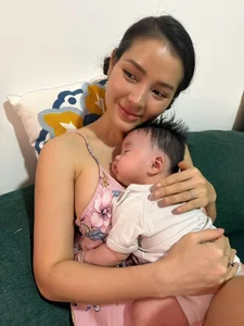 Le Quyen Flaunts Incredible Physique: The Queen of Tea Rooms Stuns in Latest Bikini Photos - image 4