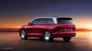 BYD Great Tang: The Electric SUV That Shocked the Market with 100,000 Orders in Two Weeks - image 2