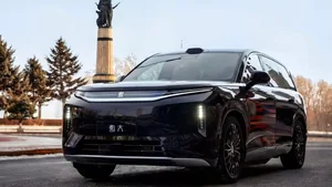 BYD Great Tang: The Electric SUV That Shocked the Market with 100,000 Orders in Two Weeks - image 1