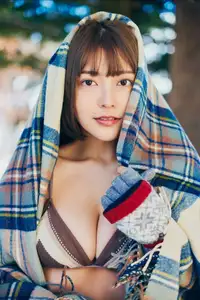 Otono Sakurai in 'Secret Hot Spring Trip' FRIDAY Digital Photo Book Vol.1: A Winter Wonderland Journey! - image 3
