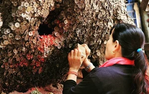The Mysterious 'Toothache Tree' of Nepal: A Unique Tradition in Kathmandu - image 6