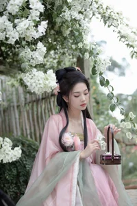 Artistic Expression: YiTuYu Art Language Vol.6164 with Model Zhi Zhi Qi - image 18