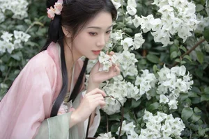 Artistic Expression: YiTuYu Art Language Vol.6164 with Model Zhi Zhi Qi - image 44