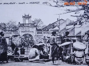 Rare Historical Glimpses of Ancient Hanoi and Its Iconic City Gates - image 5
