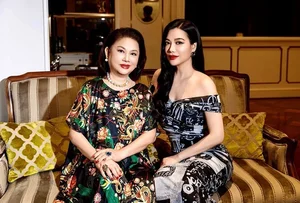 Truong Ngoc Anh Flaunts Three Generations of Beauty and Impressive Height - image 3