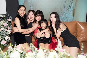 The Adorable Vietnamese Tycoon's Daughter Pampered by Famous Beauty Queens and Miss Y Nhi - image 8