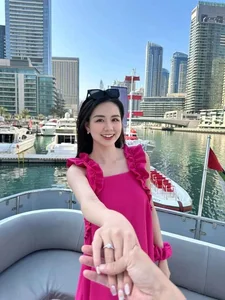 Inside the Viral Love Story of the Most Beautiful Social Media Bride - image 5