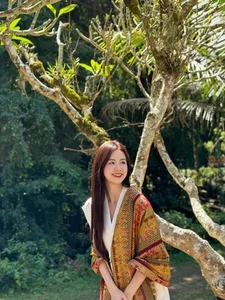 Inside the Viral Love Story of the Most Beautiful Social Media Bride - image 2