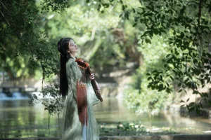 Contemporary Beauty: Zhi Zhi Qi in YiTuYu Art Language Vol.6368 - image 0