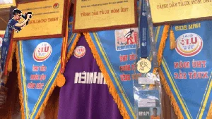 Inside the Unique Traditional Stilt House of a Famous Goalkeeper - image 4