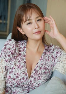 Yuka Iguchi 2025-2026 Calendar Book: Exclusive 75-Page Weekly Playboy Digital Edition - image 14