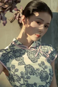 Elegant Traditional Aesthetics: Shen Jia He in YiTuYu Art Language Vol.10237 Portrait Gallery - image 1