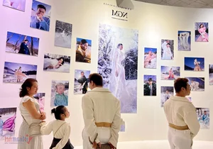 The New Generation Of Models 2024: Vietnamese Fashion Conquers -8°C Snow in Korea - image 4