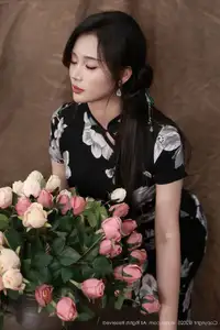 Nan Qiao XiuRen No.10655 Exudes Modern Oriental Charm in a Stunning Floral Dress - image 1