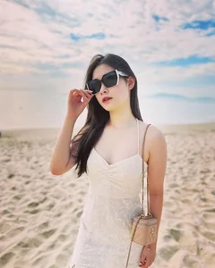 VTV Host Quoc Khanh's Wife Shares Heartwarming Family Portraits - image 4