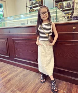 VTV Host Quoc Khanh's Wife Shares Heartwarming Family Portraits - image 16