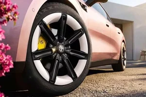 Affordable MG 07 to Offer Pure Electric and Plug-In Hybrid Versions - image 7