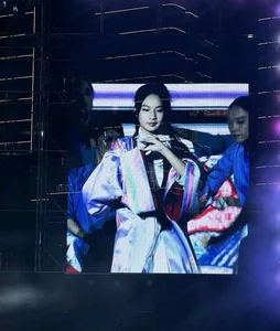 The Viral Charm of Ly Hai’s 12-Year-Old Daughter: A New Generation of Style - image 0