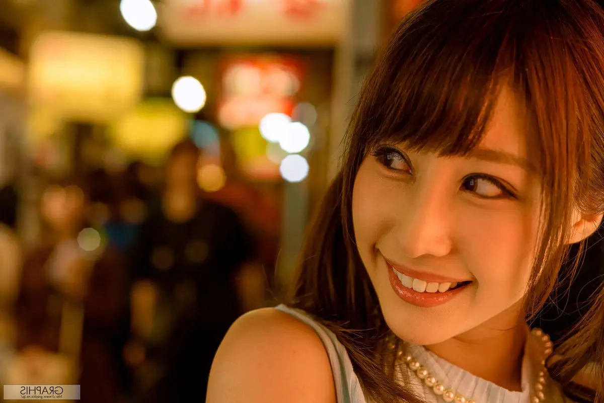 Shunka Ayami: Radiant Charm & Natural Beauty in Graphis Gals Beautiful Boty Part01