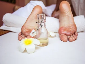 10 Zero-Cost Bedtime Habits for Radiant and Glowing Skin - image 8