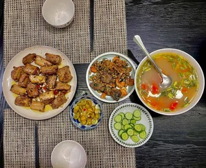 Wealthy Socialite Shares Secret to Perfect Crispy Fried Tofu and Delicious Home-Cooked Meals - image 9