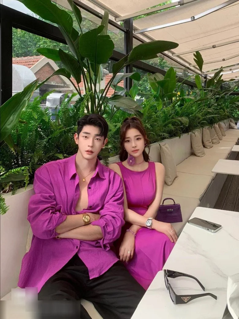 The Ageless 50-Year-Old Mother Mistaken for Her Son's Girlfriend Through Youthful Fashion