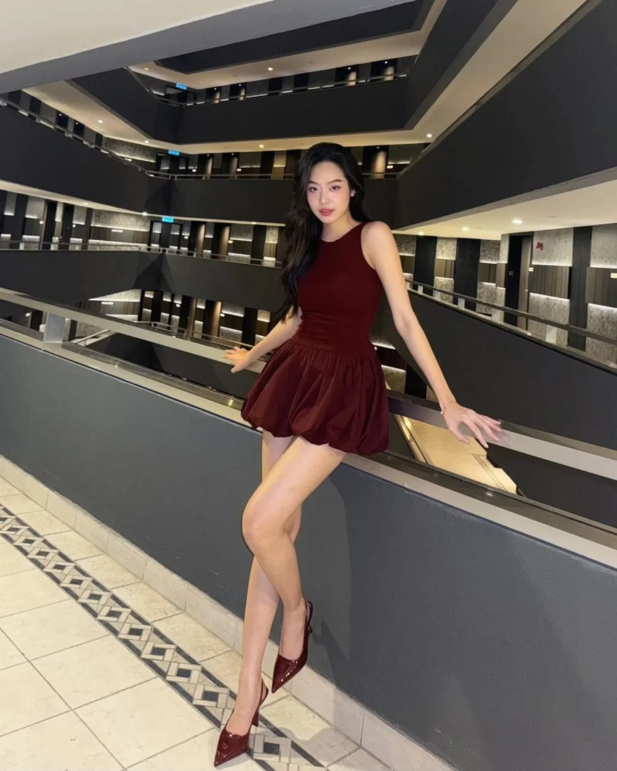 Chic Feminine Style Inspiration: Elegant Skirts and Modern Outfits Inspired by Miss Vietnam Thanh Thuy’s Sophisticated Wardrobe