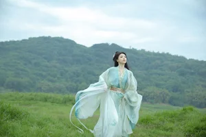 Artistic Visuals: YiTuYu Art Language Vol.7239 Showcase with Model Zhu Zhu - image 3