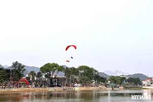 Spectacular Paragliding Event Debuts in Vietnam’s Scenic Mountainous District - image 2