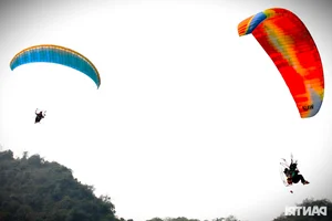 Spectacular Paragliding Event Debuts in Vietnam’s Scenic Mountainous District - image 6