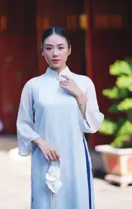 Elegant Vietnamese Girl in Traditional Ao Dai Capturing Timeless Asian Beauty - image 8