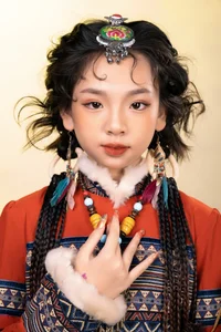 Meet Ta Le Vy: The Multi-Talented 10-Year-Old Vietnamese Child Model and Dancer Shining on the Runway - image 3