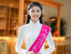 Former Runner-Up Beauty Queen Chooses Family Over Fame and Maintains a Youthful Glow - image 8