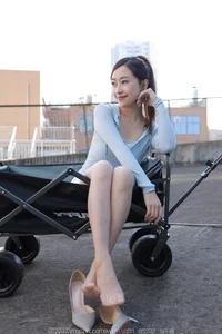 IESS Exclusive Car Theme Photography - A Sophisticated Urban Fashion Journey - image 7